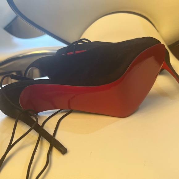 Christian Louboutin 👠 black suede laced up ankle - Picture 4 of 6